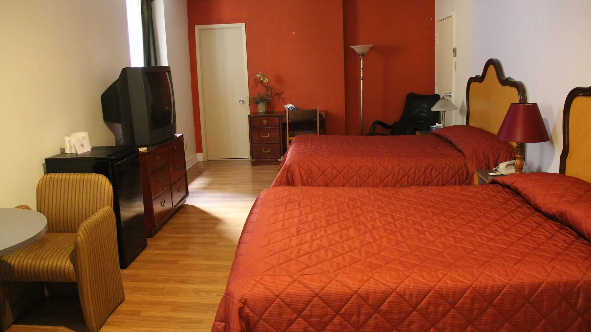 Hotel Saint-Andre Montreal