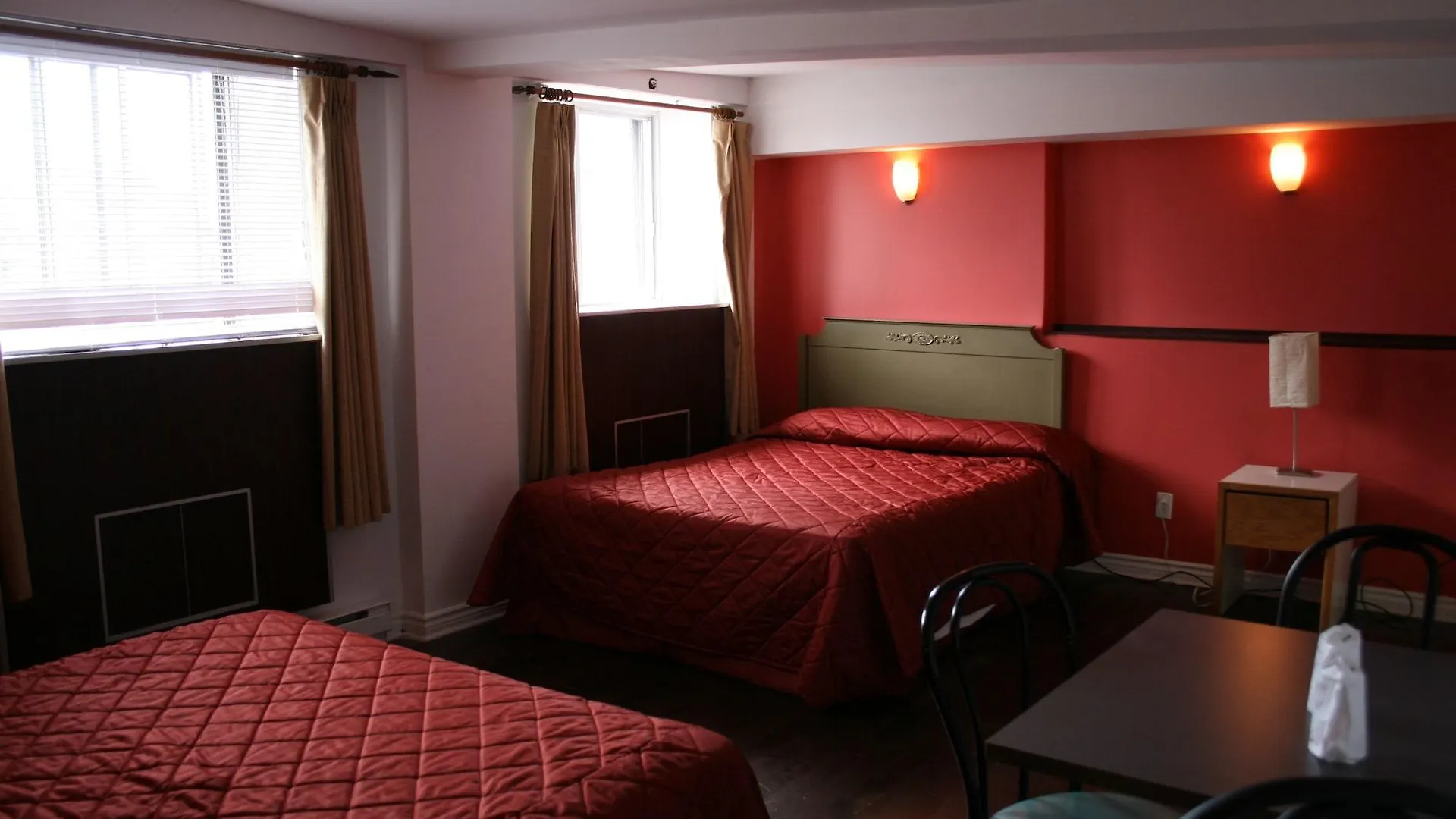 **  Hotel Saint-Andre Montreal Canada