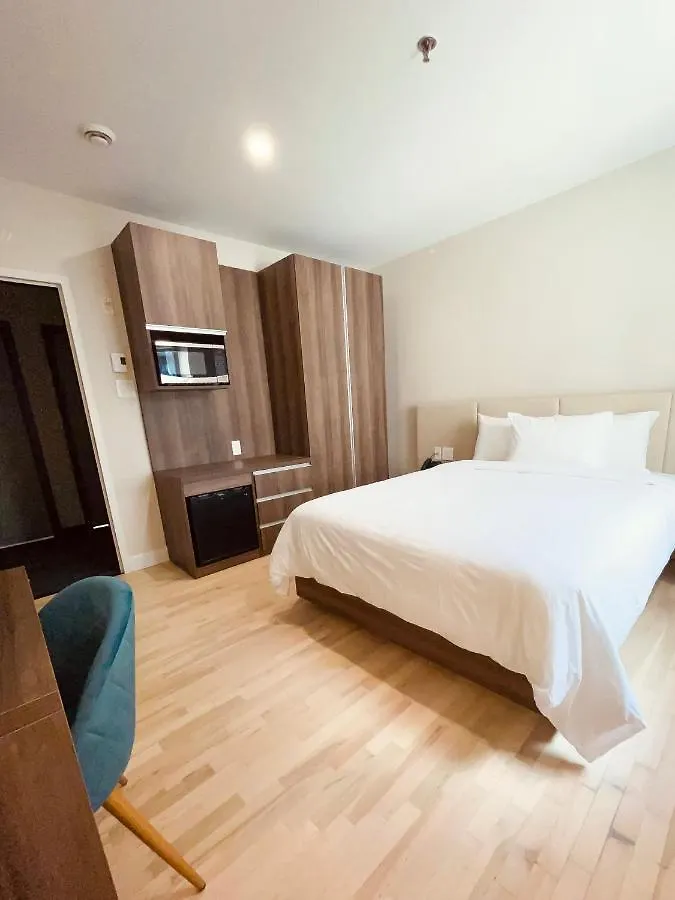 Hotel Saint-Andre Montreal