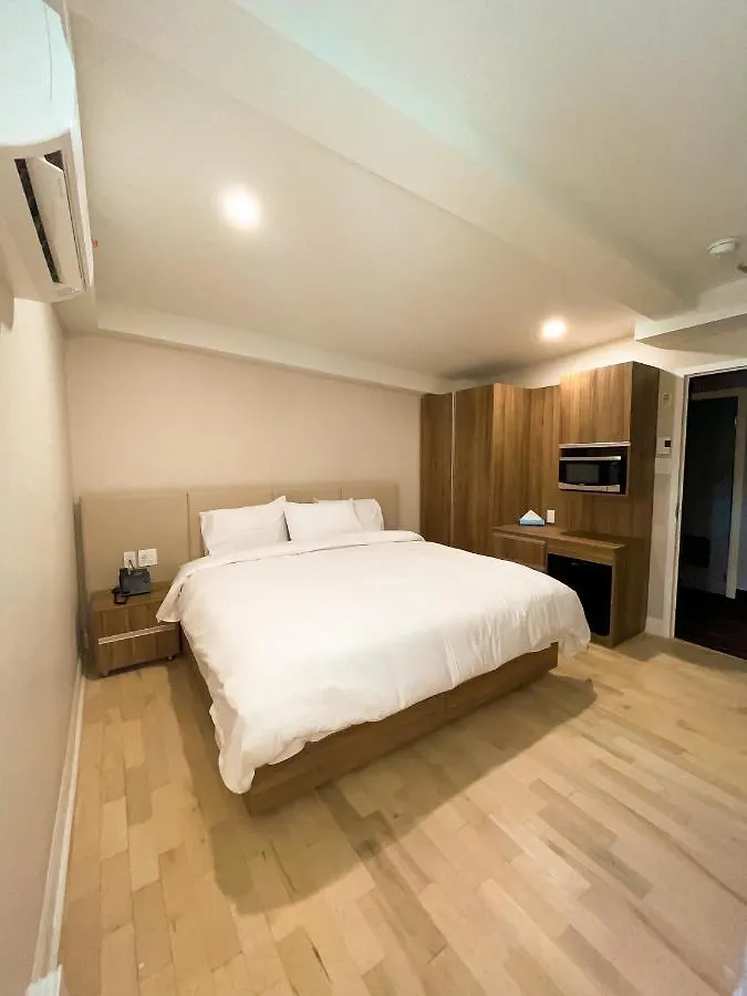 Hotel Saint-Andre Montreal