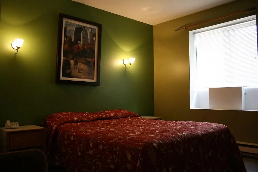 **  Hotel Saint-Andre Montreal Canada