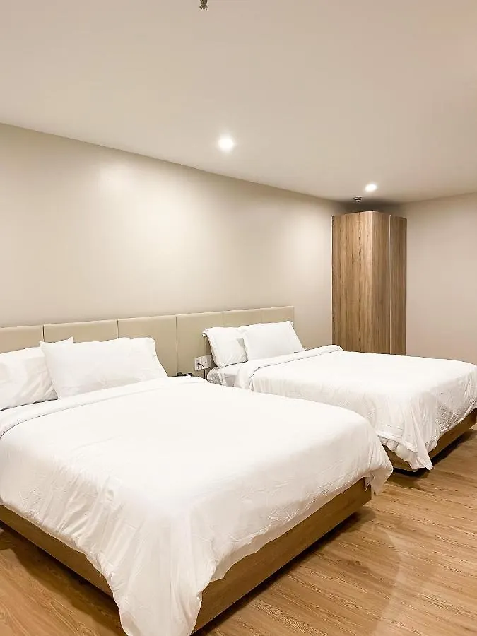 Hotel Saint-Andre Montreal Canada